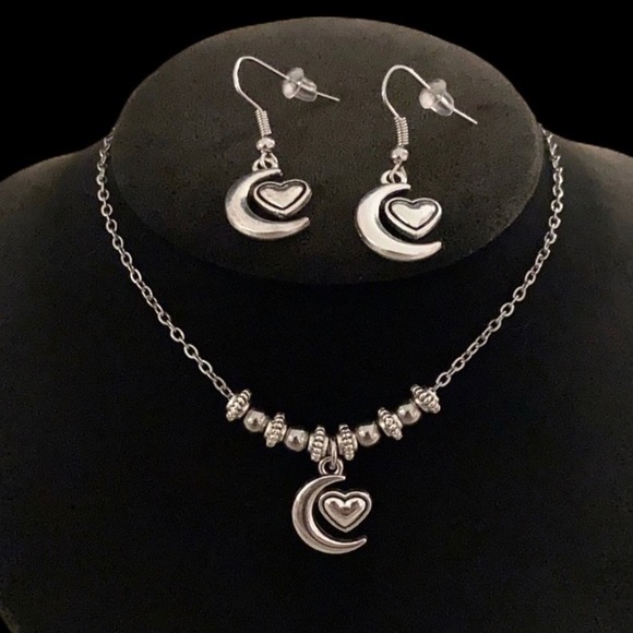 🔴 SALE ! red dot items are 2 for $25 . Bundle more than 3 and its $10 each 🙂 - Picture 3 of 11